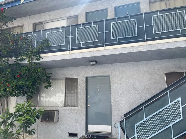 5653 Laurel Canyon Boulevard, Valley Village, California 91607