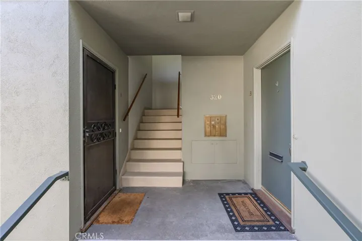 320 W California Boulevard D, Pasadena, California 91105