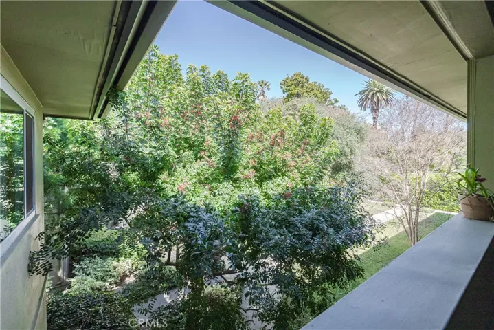 320 W California Boulevard D, Pasadena, California 91105