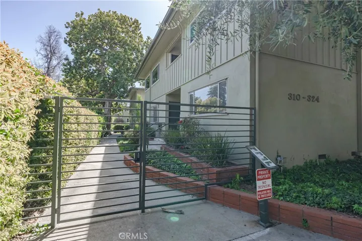 320 W California Boulevard D, Pasadena, California 91105
