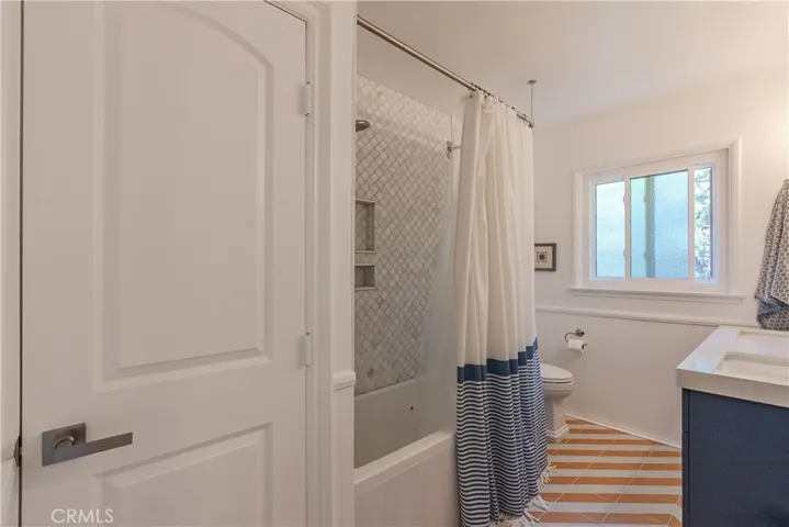 320 W California Boulevard D, Pasadena, California 91105
