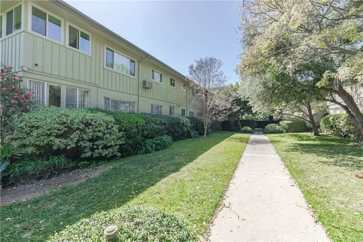 320 W California Boulevard D, Pasadena, California 91105