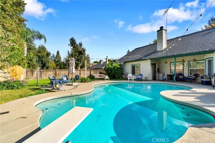 381 Atwood Avenue, Exeter, California 93221