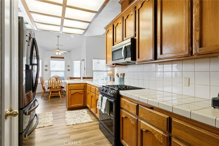 381 Atwood Avenue, Exeter, California 93221