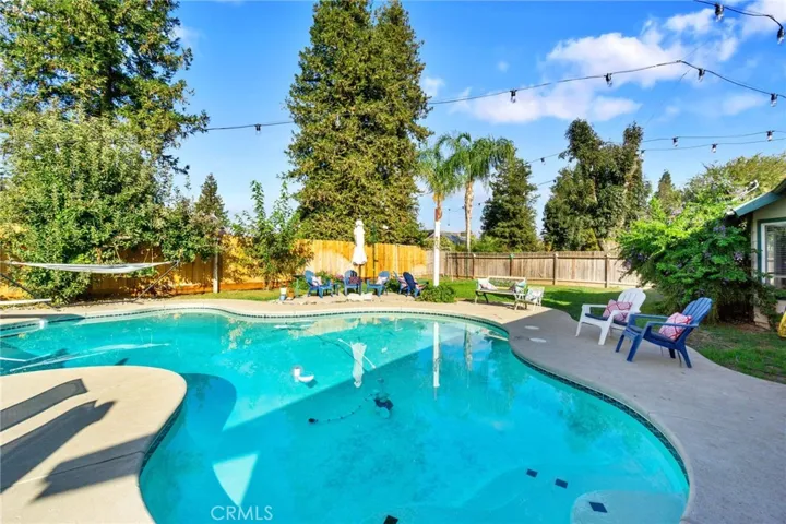 381 Atwood Avenue, Exeter, California 93221