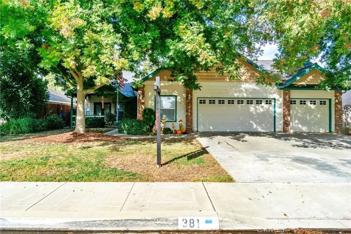 381 Atwood Avenue, Exeter, California 93221