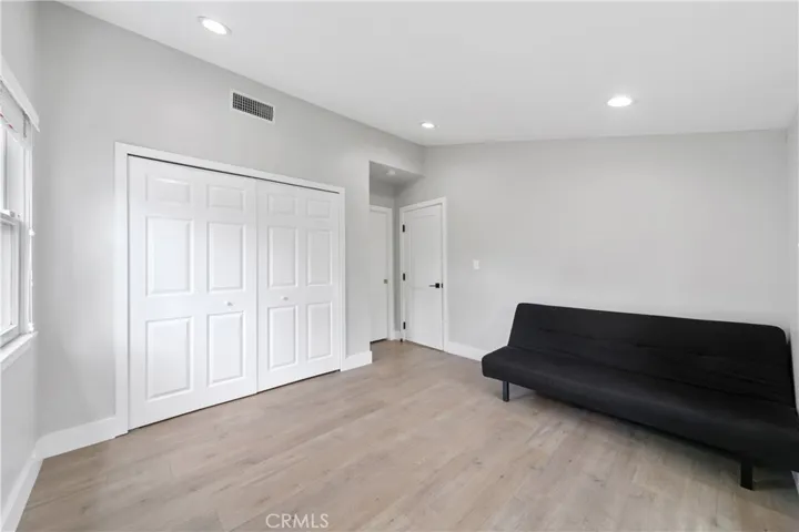 5153 Dumont Place, Woodland Hills, California 91364