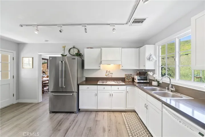 Guest house kitchen