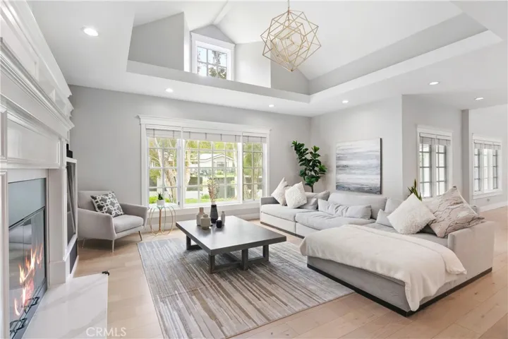 5153 Dumont Place, Woodland Hills, California 91364