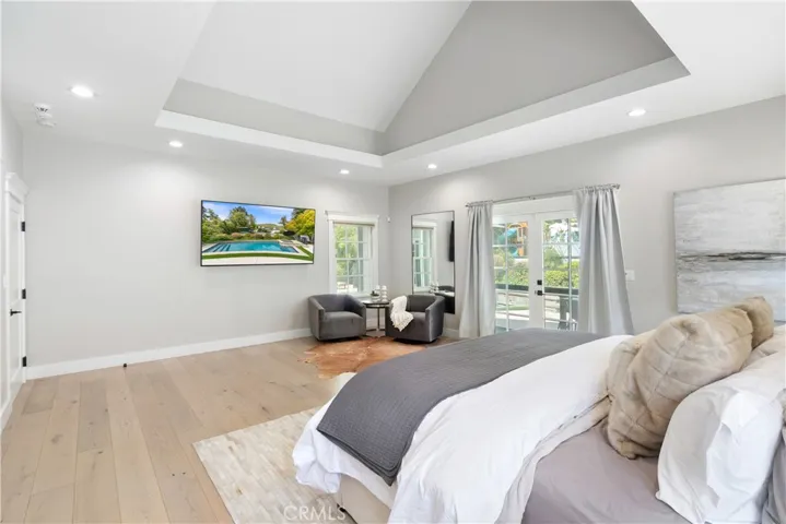 5153 Dumont Place, Woodland Hills, California 91364