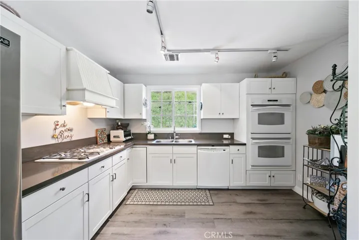 Guest house kitchen
