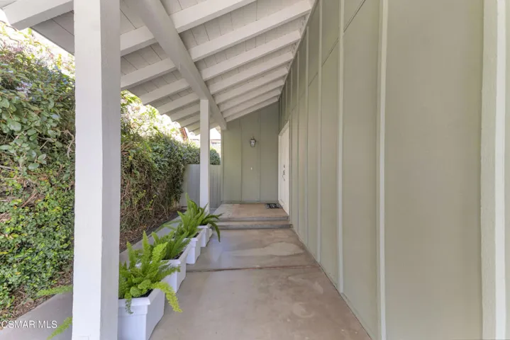 2261 Knollhaven St, Simi Valley - HsHPro
