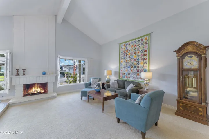 2261 Knollhaven St, Simi Valley - HsHPro