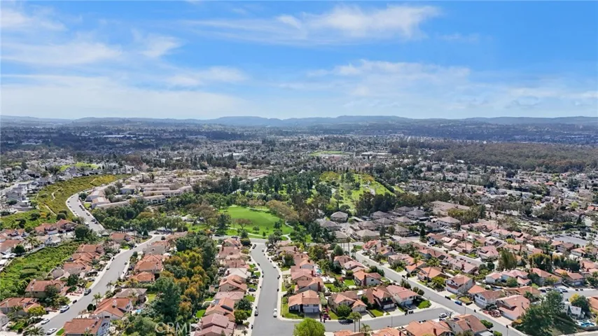 The beautiful Saddleback Valley