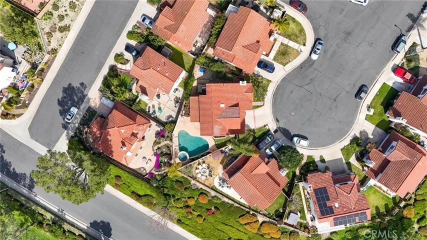 Aerial view of Cul-de-sac location