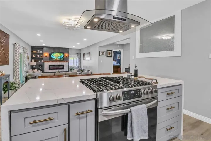 1869 S Norma Ln, Anaheim, California 92802