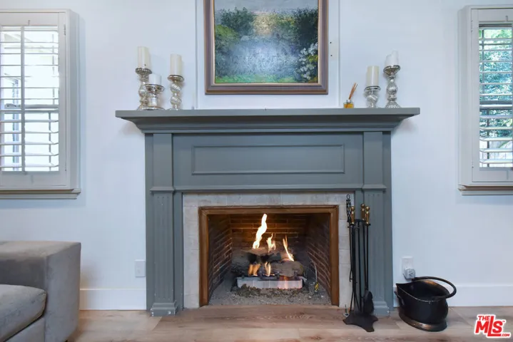 11323 Valley Spring Lane, Studio City, California 91602