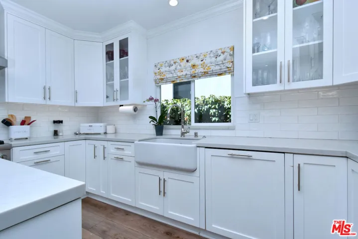 11323 Valley Spring Lane, Studio City, California 91602