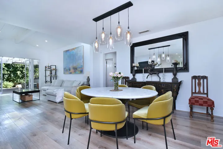 11323 Valley Spring Lane, Studio City, California 91602