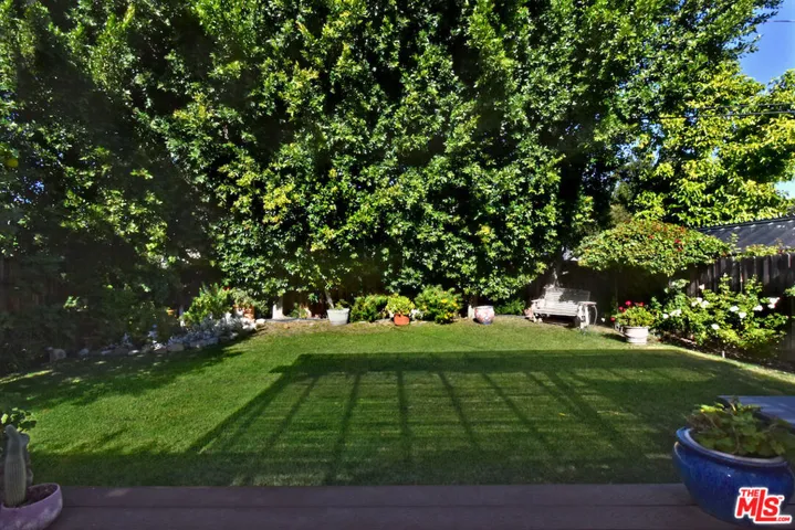 11323 Valley Spring Lane, Studio City, California 91602