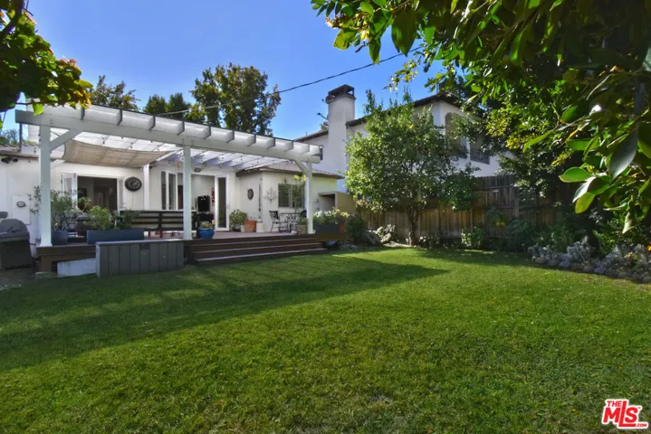 11323 Valley Spring Lane, Studio City, California 91602