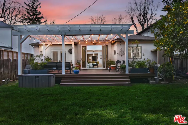 11323 Valley Spring Lane, Studio City, California 91602