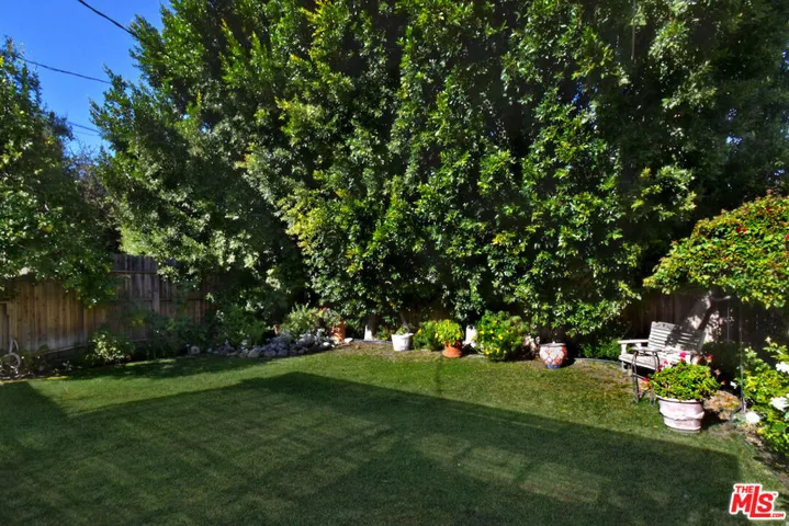 11323 Valley Spring Lane, Studio City, California 91602