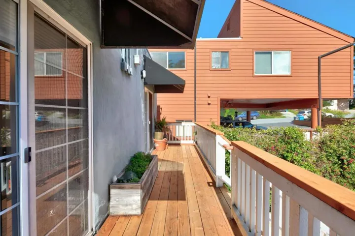 1409 Main Street, Montara, California 94037