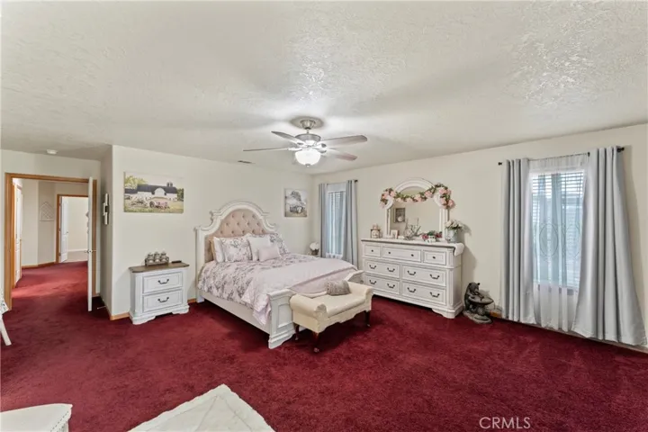 Main Bedroom Suite
