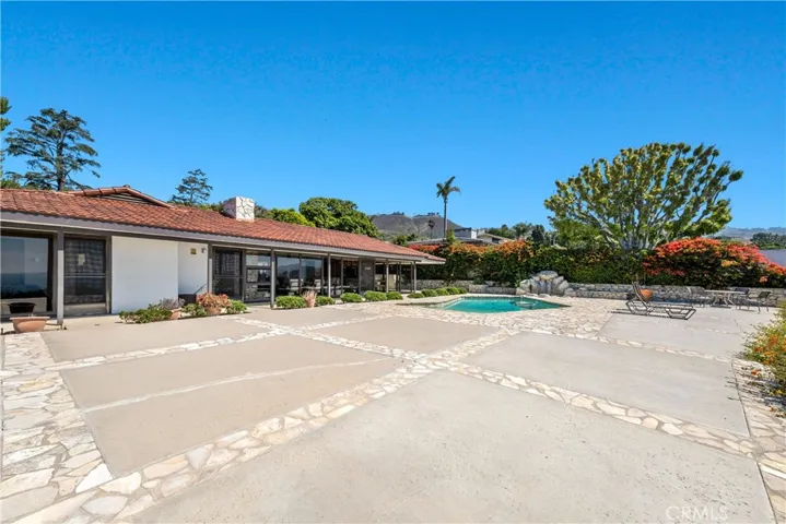 32 Seacove Drive, Rancho Palos Verdes, California 90275