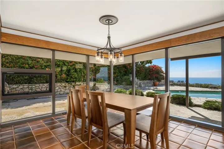 32 Seacove Drive, Rancho Palos Verdes, California 90275