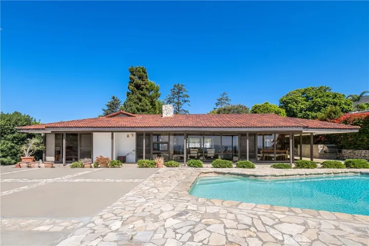 32 Seacove Drive, Rancho Palos Verdes, California 90275