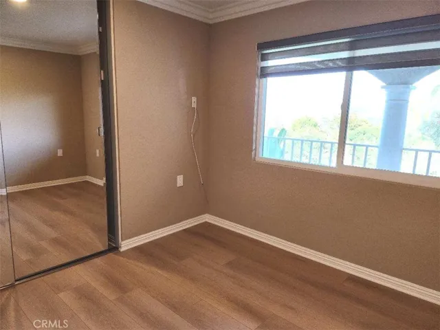 3rd bedroom with Saddleback Mt view.