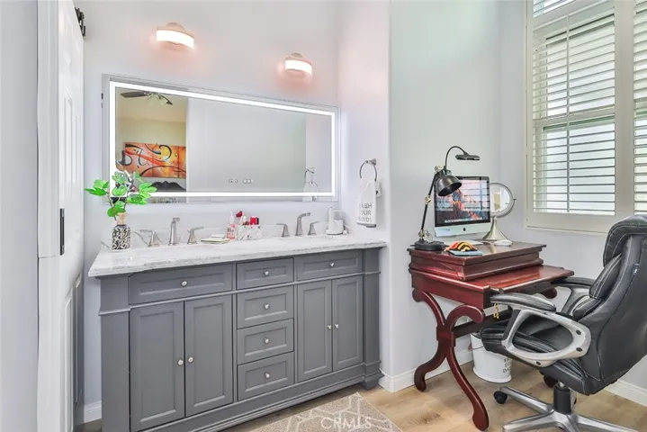 Primary bath with dual sink & smart vanity