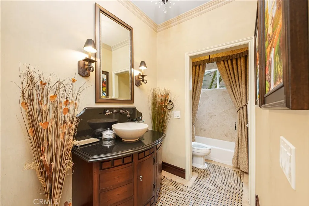 6350 N Willard Avenue, San Gabriel, California 91775 home-pic-37