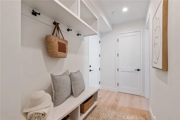 433 29th Street, Manhattan Beach, California 90266