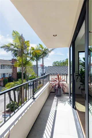 433 29th Street, Manhattan Beach, California 90266