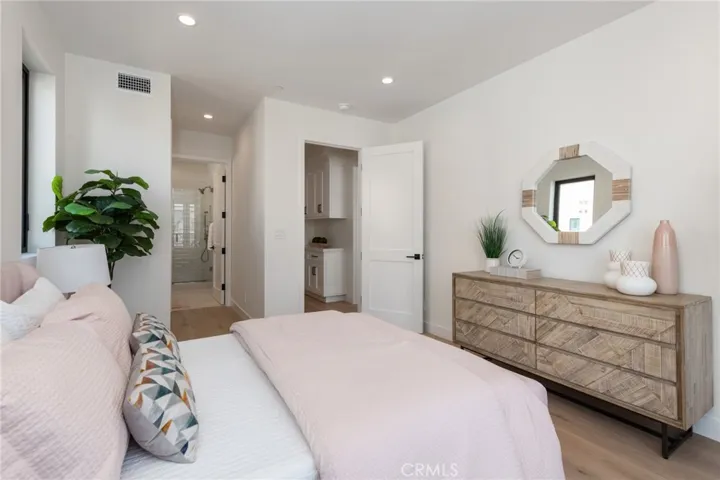 433 29th Street, Manhattan Beach, California 90266