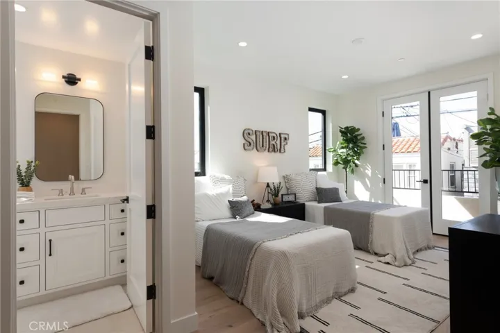 433 29th Street, Manhattan Beach, California 90266