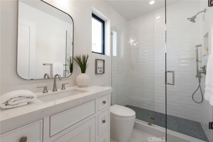433 29th Street, Manhattan Beach, California 90266