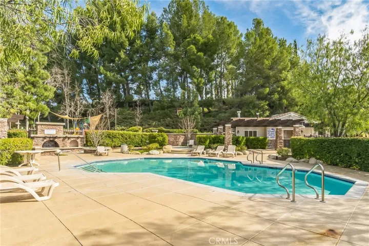 26512 Caribou Court, Valencia, California 91354