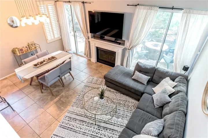 26512 Caribou Court, Valencia, California 91354