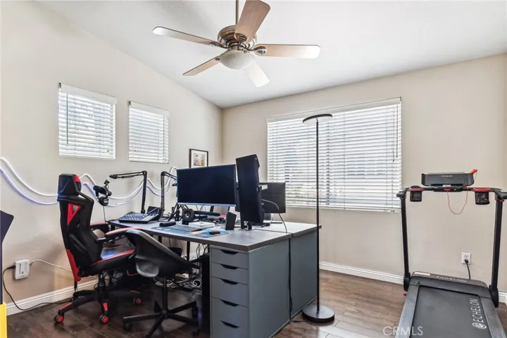 26512 Caribou Court, Valencia, California 91354