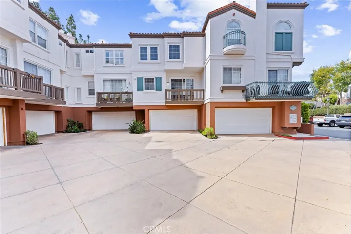 2824 Ballesteros Lane, Tustin, California 92782