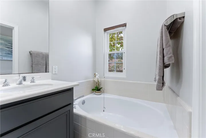 2824 Ballesteros Lane, Tustin, California 92782