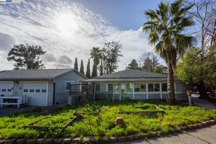 1015 Byrd Ln, Pleasanton, California 94566