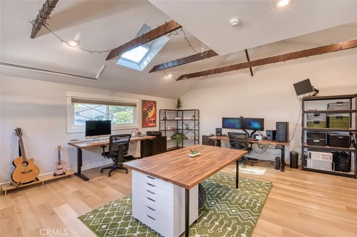 23843 Califa Street, Woodland Hills, California 91367