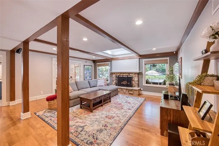 23843 Califa Street, Woodland Hills, California 91367