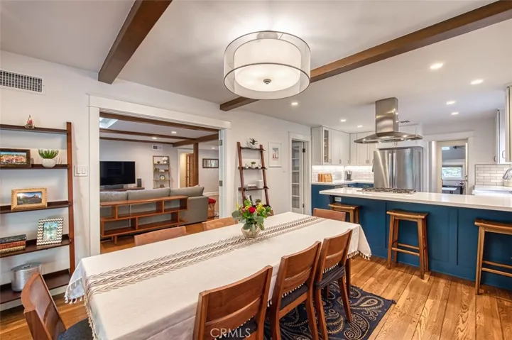 23843 Califa Street, Woodland Hills, California 91367