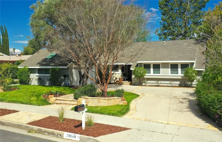 23843 Califa Street, Woodland Hills, California 91367